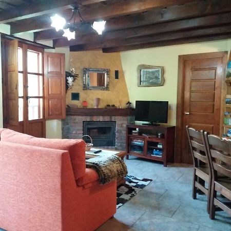 Apartamentos La Condesa Valmeo 외부 사진