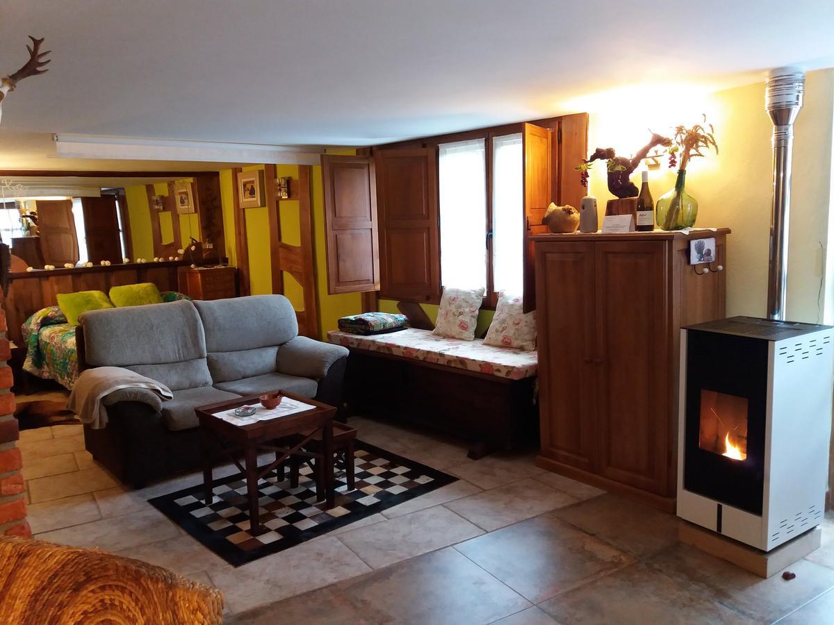 Apartamentos La Condesa Valmeo 외부 사진