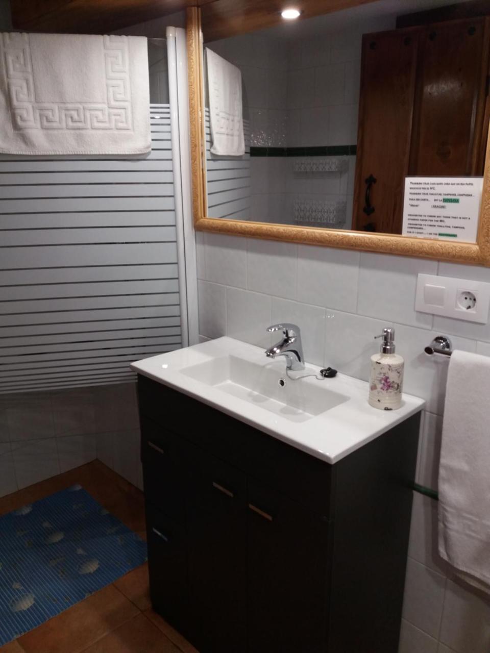 Apartamentos La Condesa Valmeo 외부 사진