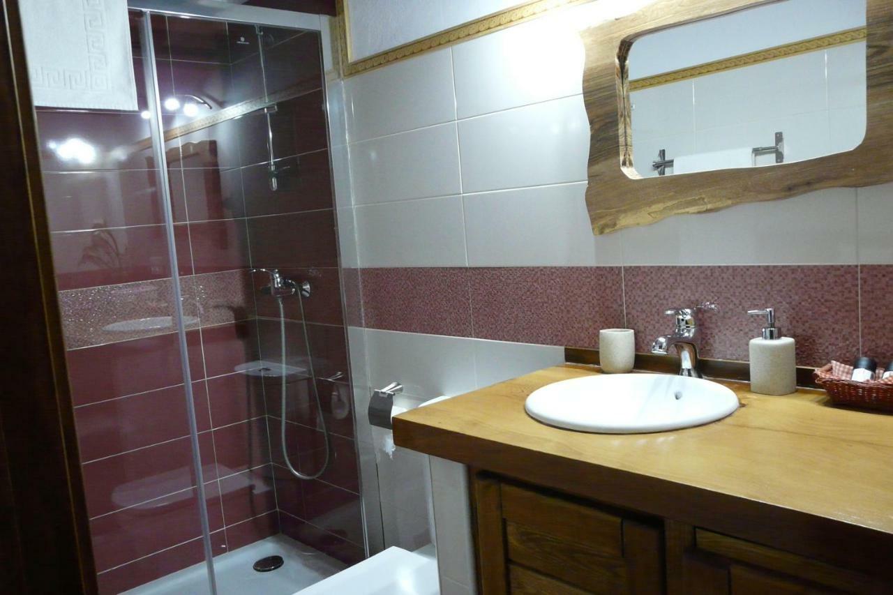 Apartamentos La Condesa Valmeo 외부 사진