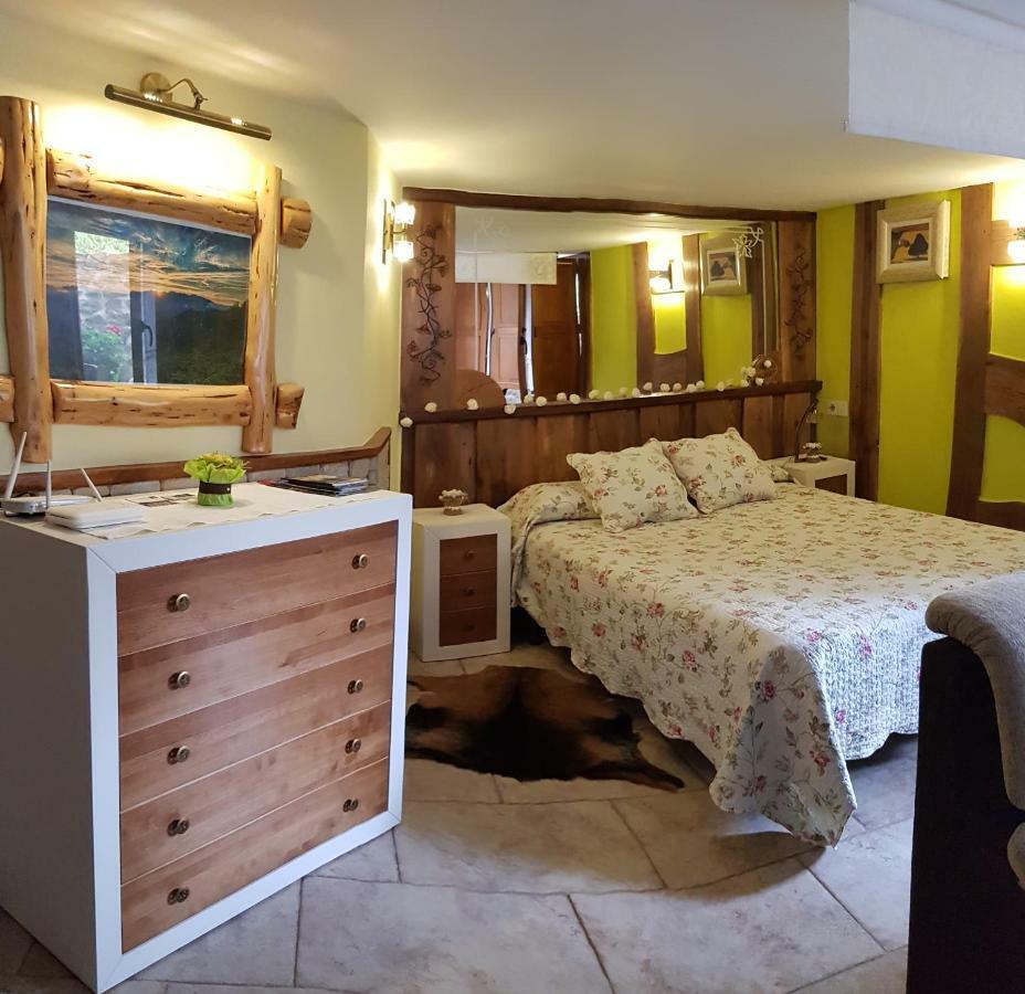Apartamentos La Condesa Valmeo 외부 사진